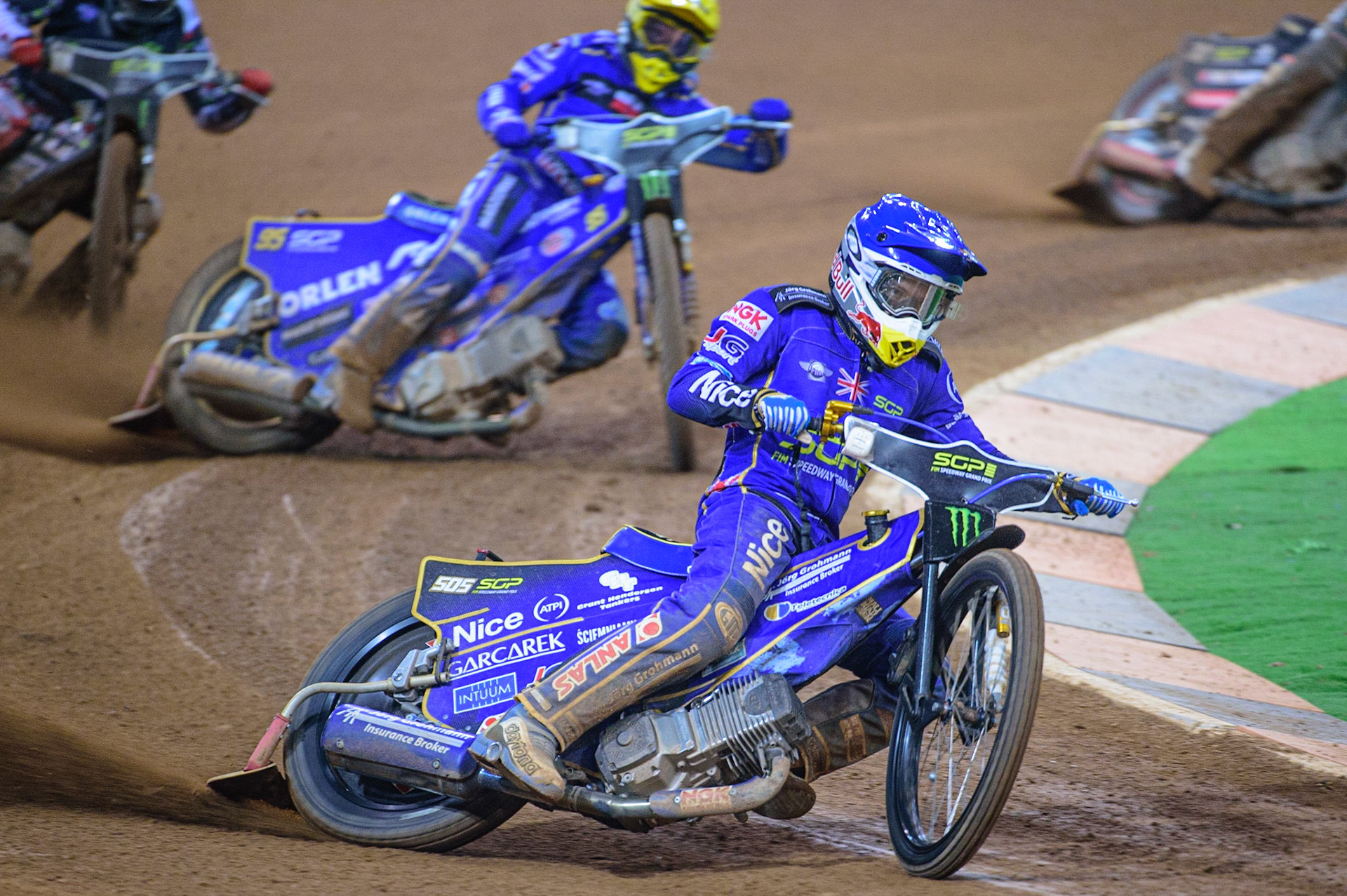 Robert Lambert (505) (Blue) leads Bartosz Zmarzlik (95) (Yellow), during the FIM  Speedway Grand Prix of Great Britain at the Principality Stadium, Cardiff on Saturday 13th August 2022. (Credit: Ian Charles | MI News