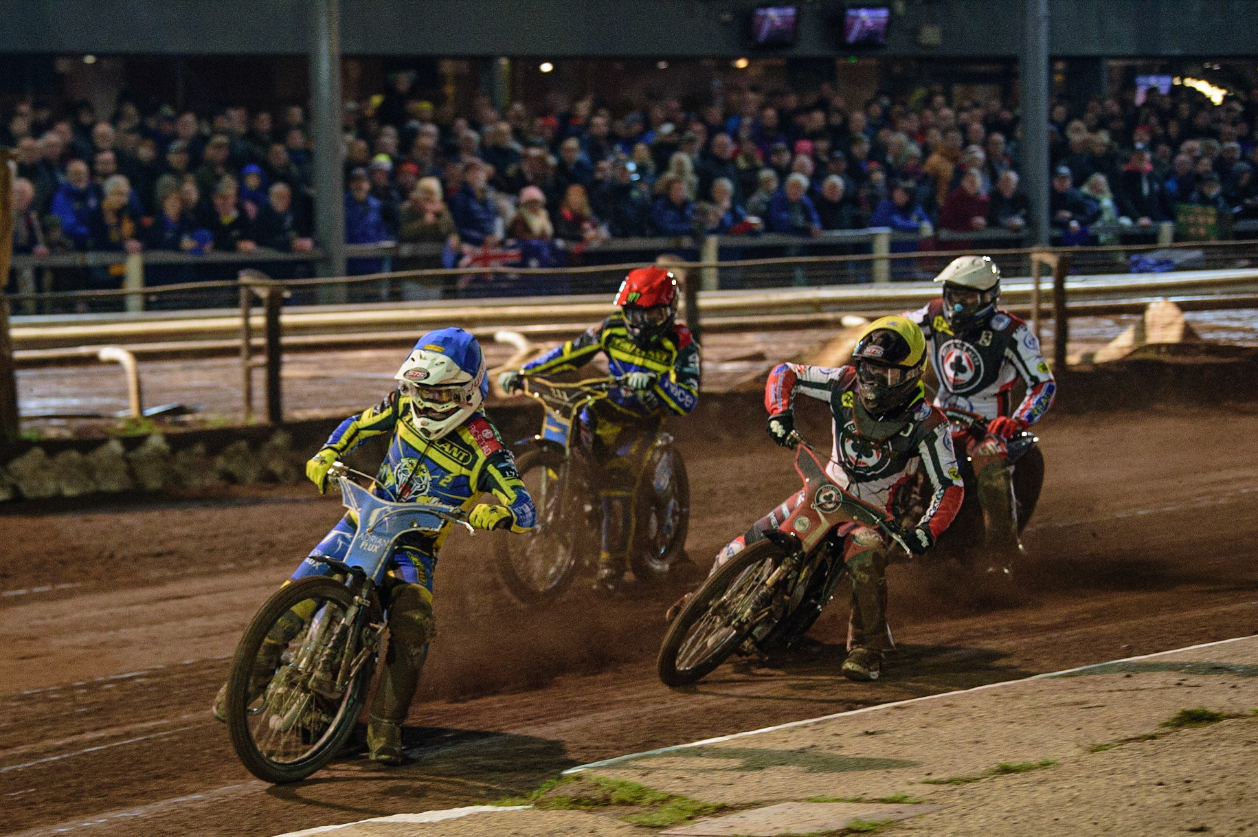 Lewis Kerr  (Blue) leads Tom Brennan   (Yellow), Jack Holder  (Red) and Matej Zagar  (White) during the SGB Premiership Grand Final 2nd Leg between Sheffield Tigers and Belle Vue Aces at Owlerton Stadium, Sheffield on Thursday 13th October 2022. (Credit: Ian Charles | MI News)