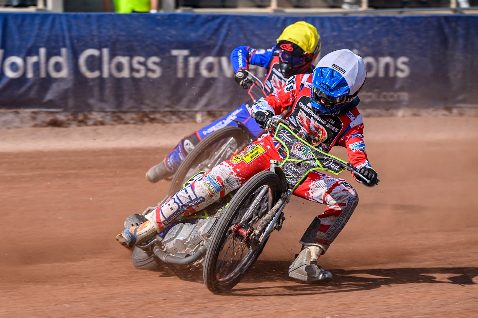 Ollie Binns (91) in White passes Emerson Betty (2) in Yellow during the British Youth Speedway Championship at the National Speedway Stadium, Manchester on Sunday 10th August 2025. (Photo: Ian Charles | MI News)