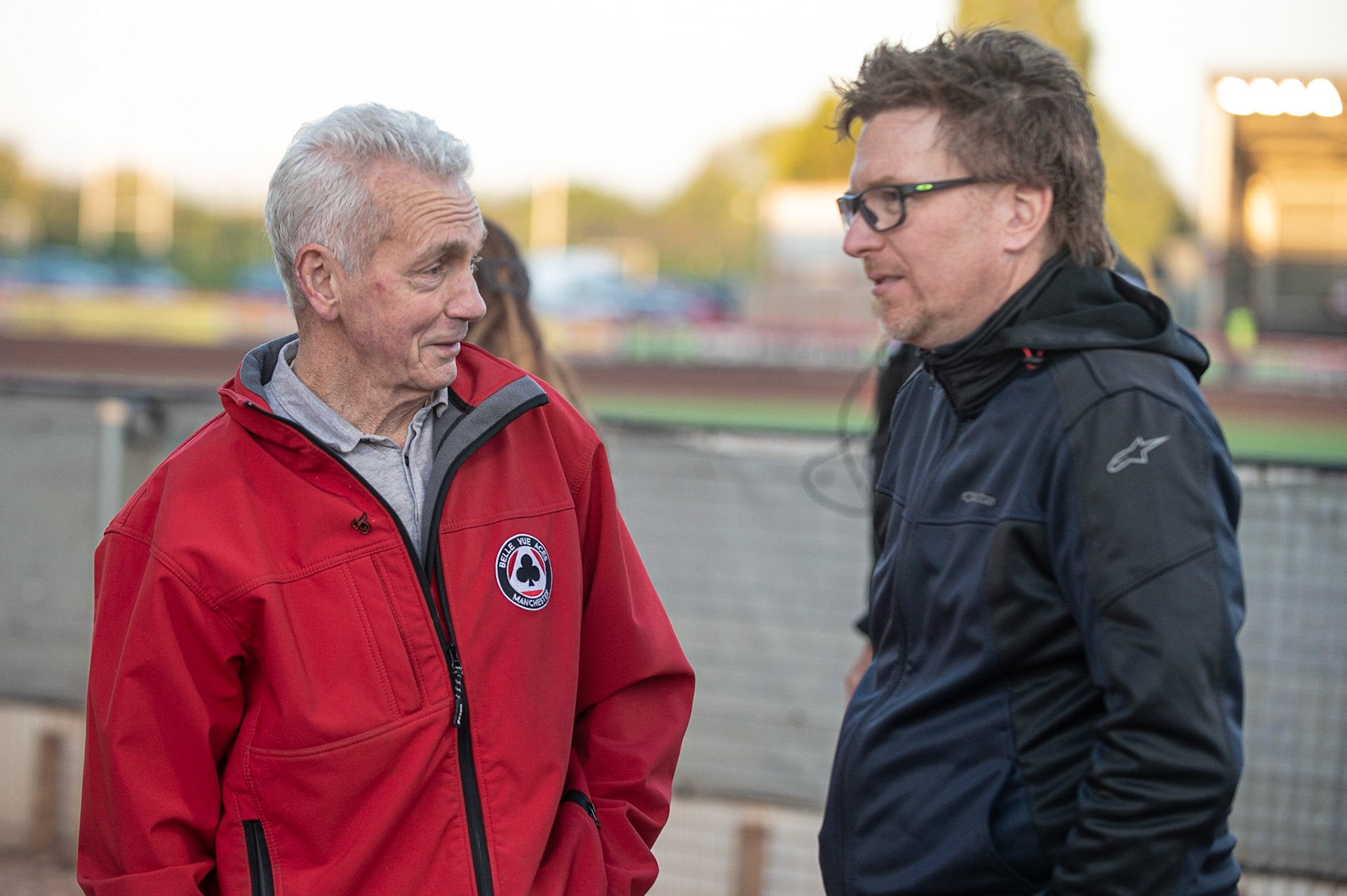 Photo: Ian Charles

Two former Aces chat in the pits at Belle Vue: Eric Broadbelt (left) chats with Jason Crump

Belle Vue Aces v Swindon Robins, British Speedway Premiership, Belle Vue National Speedway Stadium, Manchester, Monday 20  May  2019