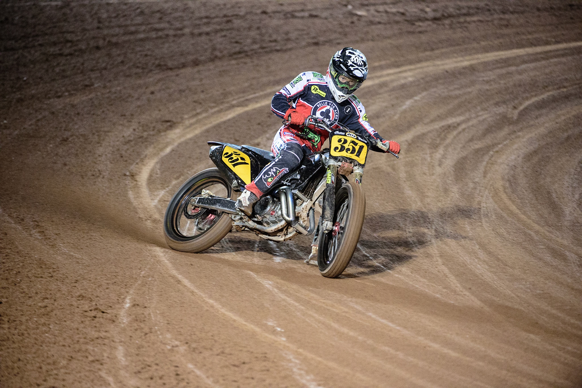MANCHESTER, UK. OCT 30TH   Dan Bewley (351) in action  during the Manchester Masters Sidecar Speedway and Flat Track Racing at the National Speedway Stadium, Manchester on Saturday 30th October 2021. (Credit: Ian Charles | MI News)