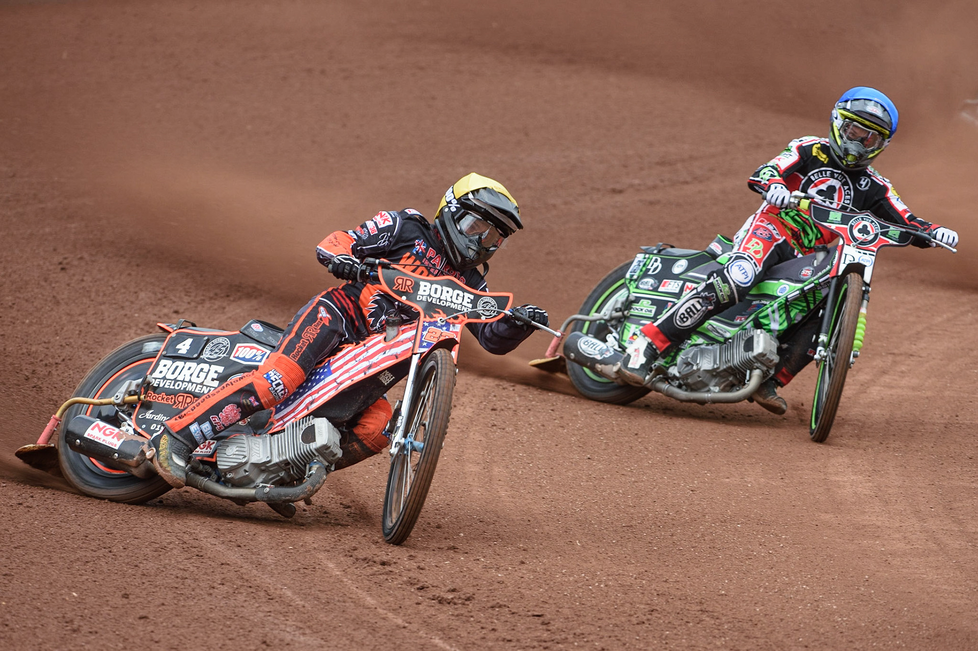 MANCHESTER, UK. AUGUST 30TH Luke Becker  (Yellow) leads Charles Wright  (Blue) during the SGB Premiership match between Belle Vue Aces and Wolverhampton Wolves at the National Speedway Stadium, Manchester on Monday 30th August 2021. (Credit: Ian Charles | MI News)
