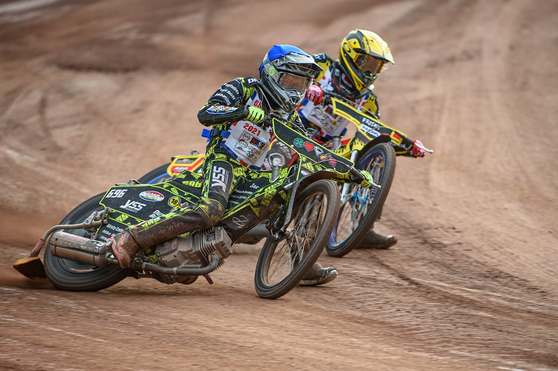 MANCHESTER, UK. MAY 28TH   Ace Pijper (Blue) leads Max James  (Yellow) during the British Junior Championship at the National Speedway Stadium, Manchester on Friday 28th May 2021. (Credit: Ian Charles | MI News)