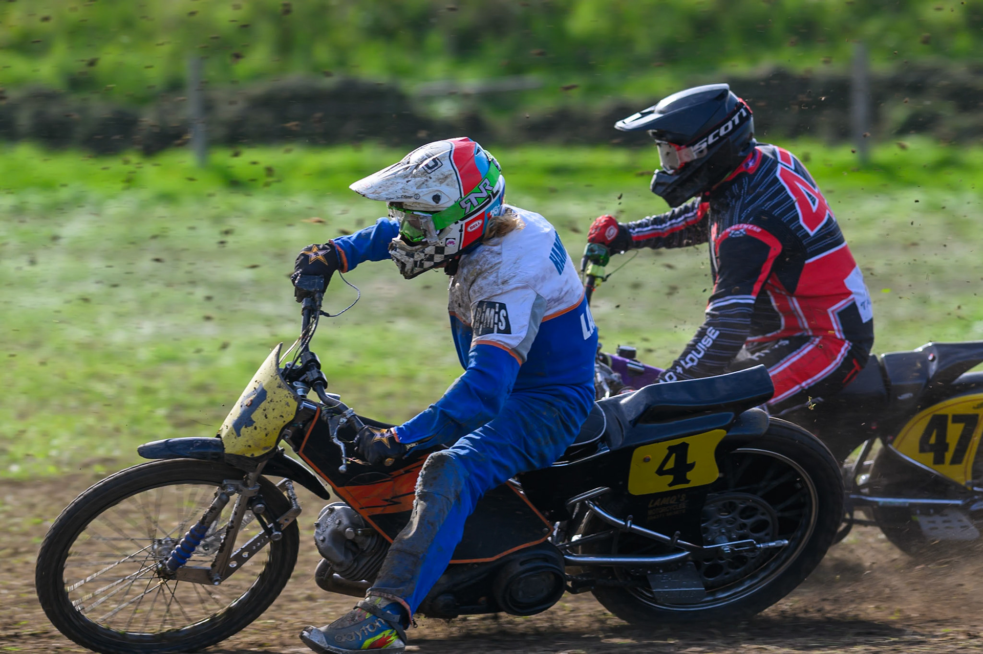 British Masters (Solos): Simon Hammersley (4) on the inside of Will Thurlby (47) during the British Masters Grasstrack Championship at Lower Marsh Farm, Much Hoole, Preston in Lancashire, England on Sunday 13th September 2026. (Photo: Ian Charles | MI News)