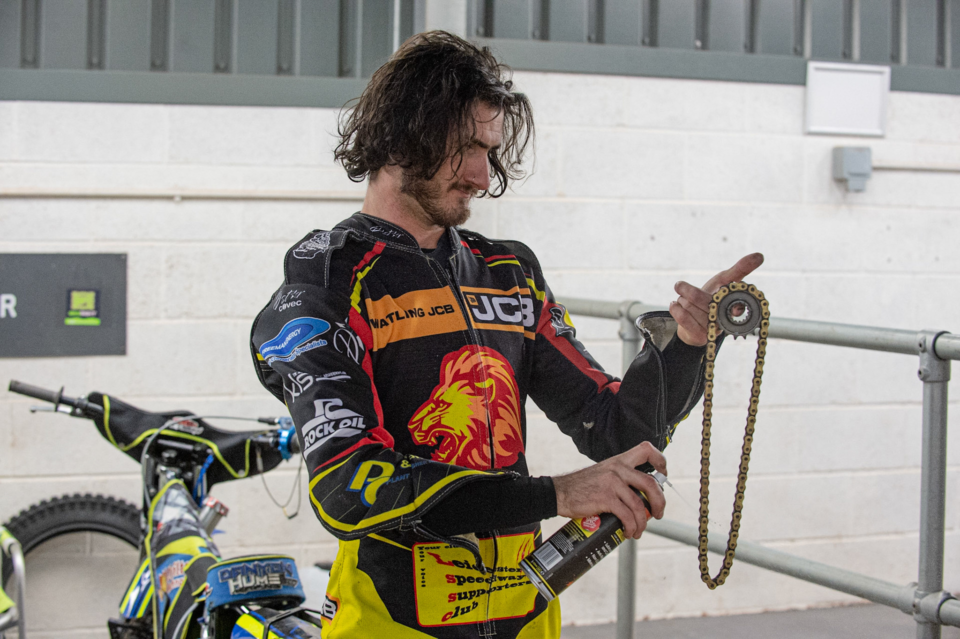 Photo: Ian Charles

Ellis Perks  prepares for his next race by lubricating his chain

Belle Vue Colts v Leicester Lion Cubs, SGB National League KO Cup Final (2nd Leg), Belle Vue National Speedway Stadium, Manchester, Tuesday 29  October  2019