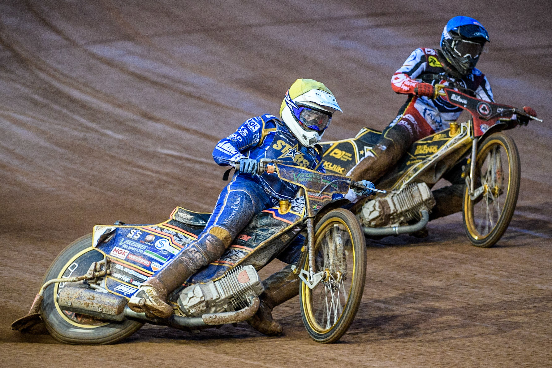 Connor Mountain (Yellow) leads  Norick Blodorn (Blue) during the Sports Insure Premiership match between Belle Vue Aces and King's Lynn Stars at the National Speedway Stadium, Manchester on Monday 21st August 2023. (Photo: Ian Charles | MI News)