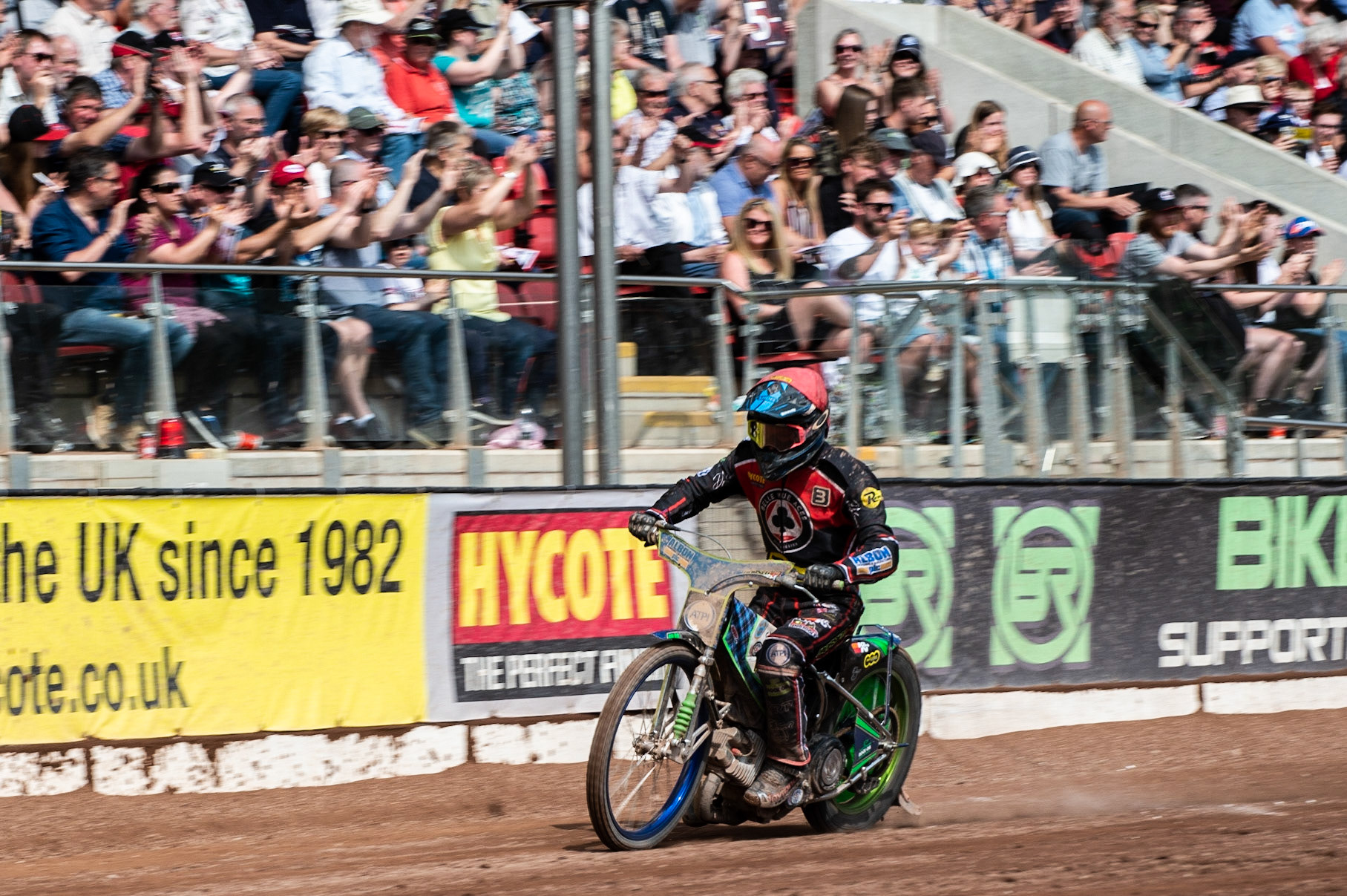 Photo by Ian Charles:


Dan Bewley  in action 

Belle Vue Aces v Wolverhampton Wolves, National Speedway Stadium, Manchester, Monday, 22, April, 2019