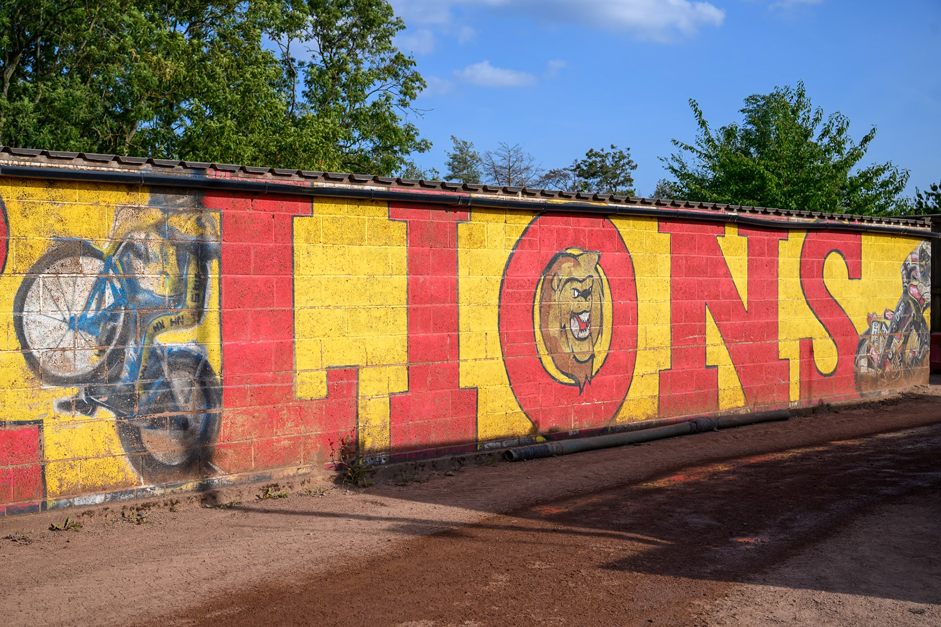 The Lions graffiti on the pit wall during the Rowe Motor Oil Premiership match between Leicester Lions and Belle Vue Aces at the Hydroscan Arena, Leicester on Thursday 23rd July 2026. (Photo: Ian Charles | MI News)