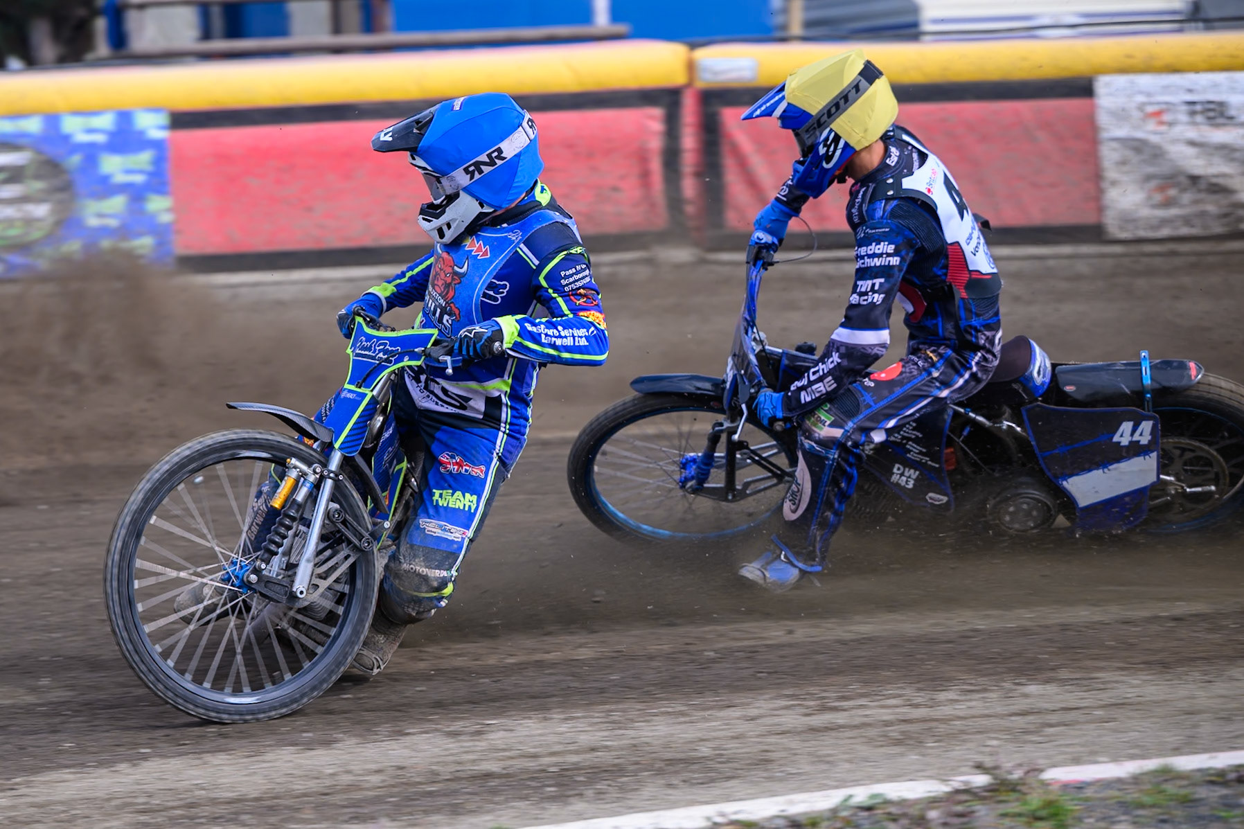 Arran Butcher of Buxton Bulls in Blue leading Charlie Southwick of Middlesborough Tigers in Yellow  who appears to be off the racing line during the WSRA National Development League match  between Buxton Bulls and Middlesborough Tigers at Hi-Edge Speedway, Buxton on Sunday 16th August 2026. (Photo: Ian Charles | MI News)