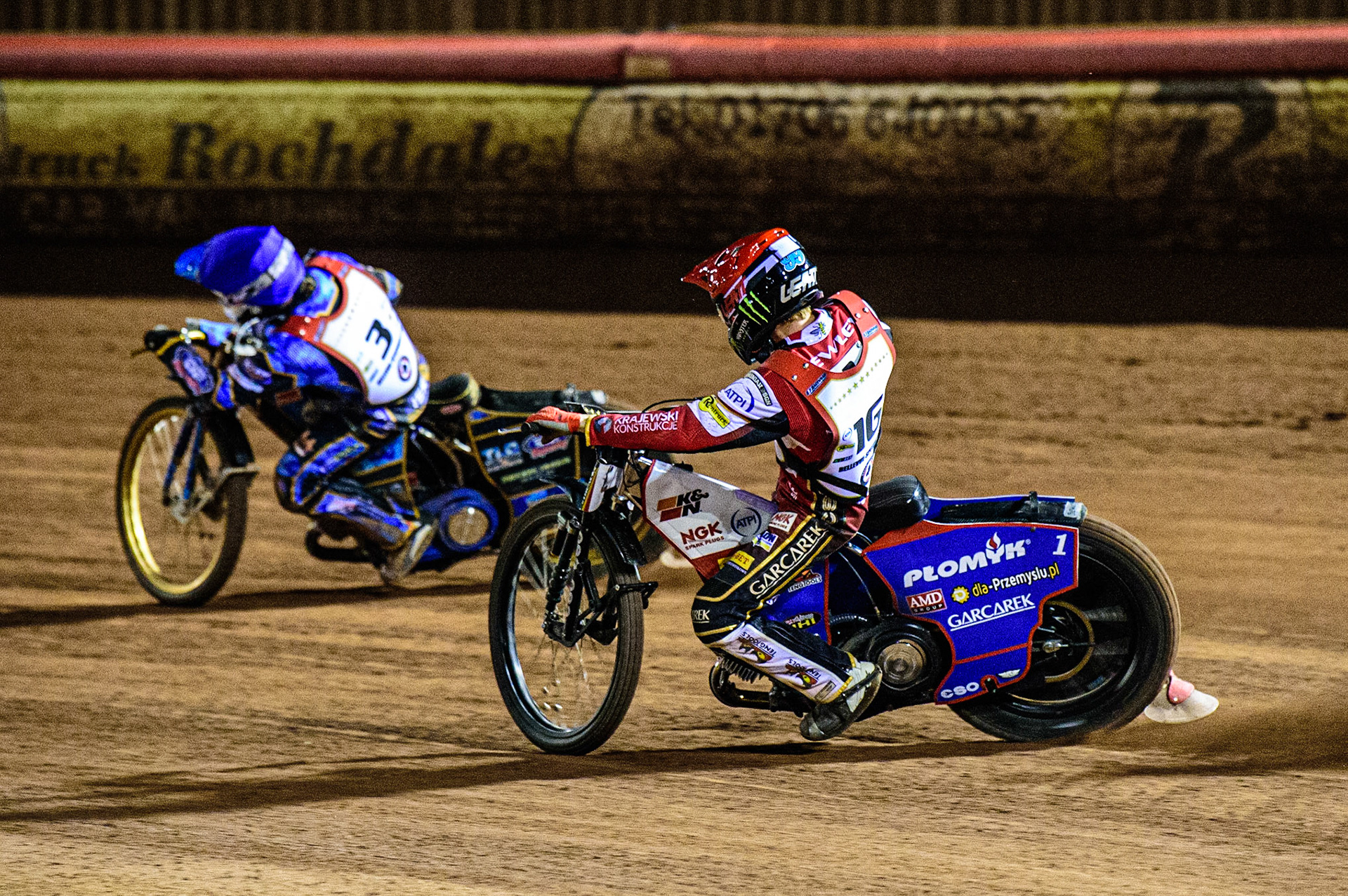 Dan Bewley  (Red) chases Justin Sedgmen  (Blue) during the Peter Craven Memorial Trophy  at the National Speedway Stadium, Manchester on Monday 3rd April 2023. (Photo: Ian Charles | MI News)