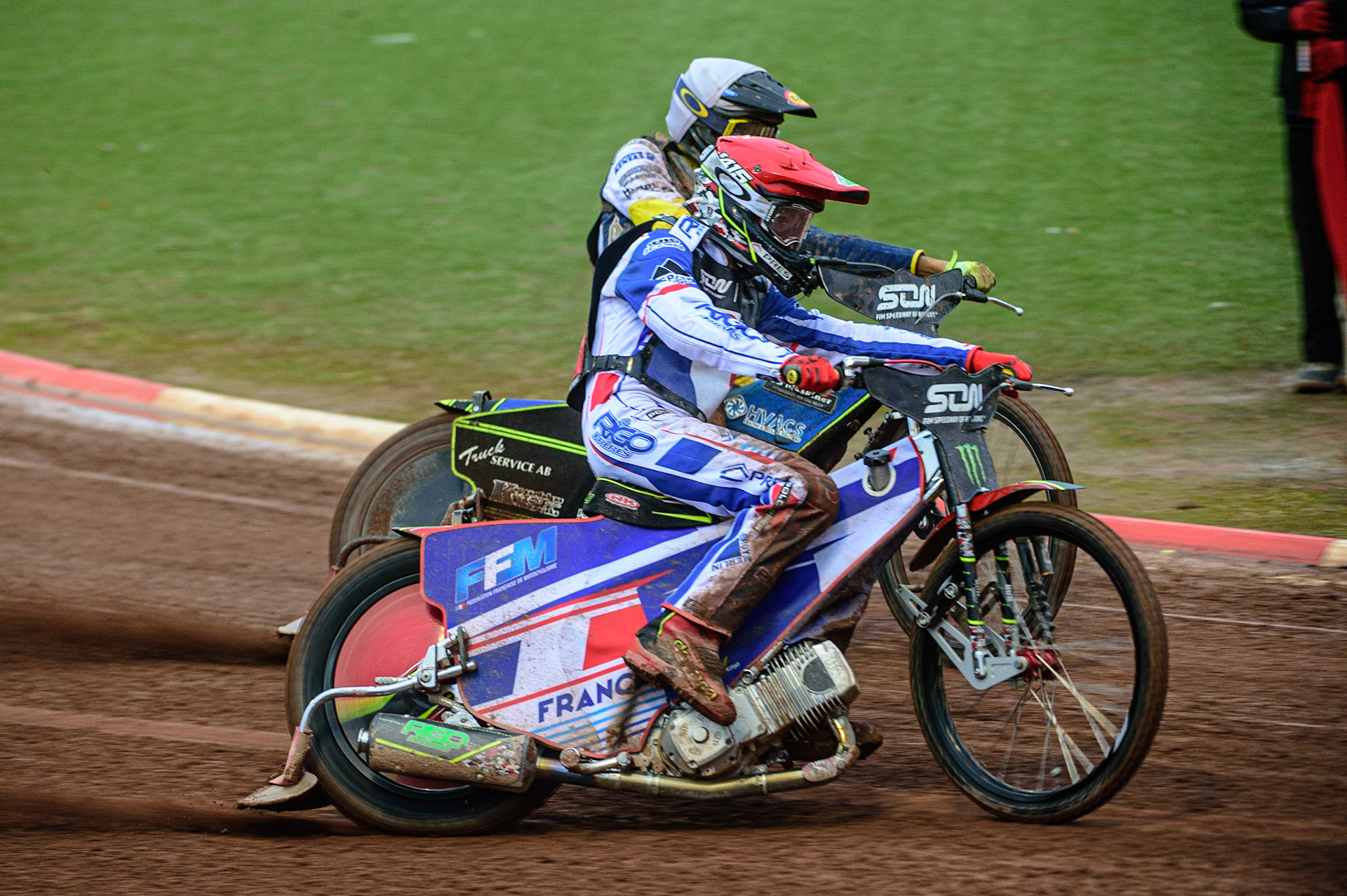 MANCHESTER, UK. OCT 17TH Philip Hellström-Bangs of Sweden (White) inside David Bellego of France (Red) during the Monster Energy FIM Speedway of Nations at the National Speedway Stadium, Manchester on Sunday  17th October 2021. (Credit: Ian Charles | MI News)