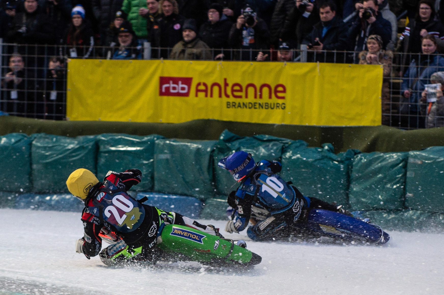 BERLIN GERMANY  - February 29  Johan Weber (Yellow) of Germany passes Niclas Svensson of Sweden on the inside  during theIce Speedway of Nations (Day 1) at the Horst-Dohm-Eisstadion, Berlin,  on Saturday 29 February 2020. (Credit: Ian Charles | MI News)