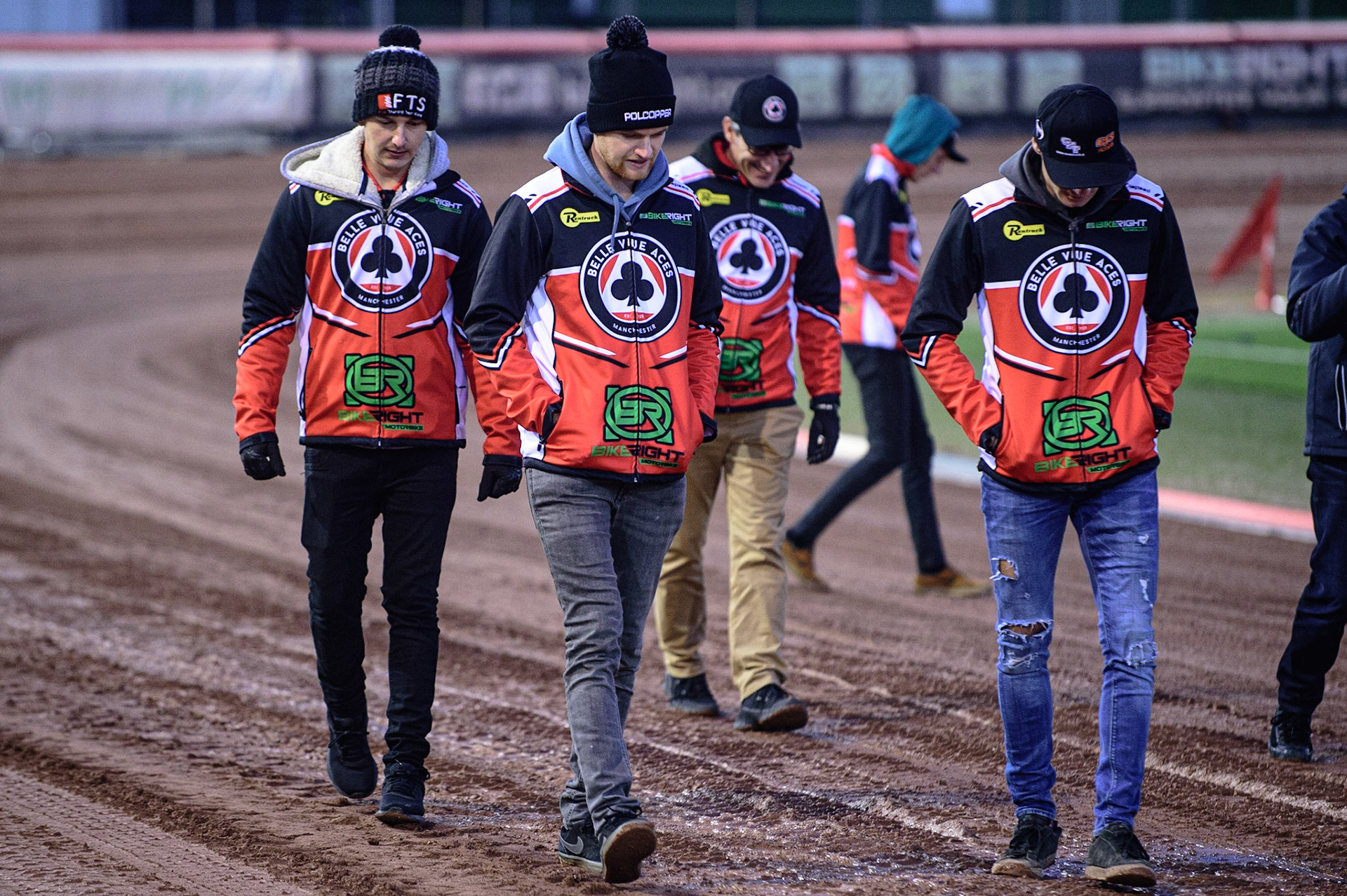MANCHESTER, UK. OCT 11TH  Belle Vue BikeRight Aces  injured rider Brady Kurtz (centre) joins his team mates on the track walk during the SGB Premiership Grand Final 1st Leg between Belle Vue Aces and Peterborough Panthers at the National Speedway Stadium, Manchester on Monday 11th October 2021. (Credit: Ian Charles | MI News)
