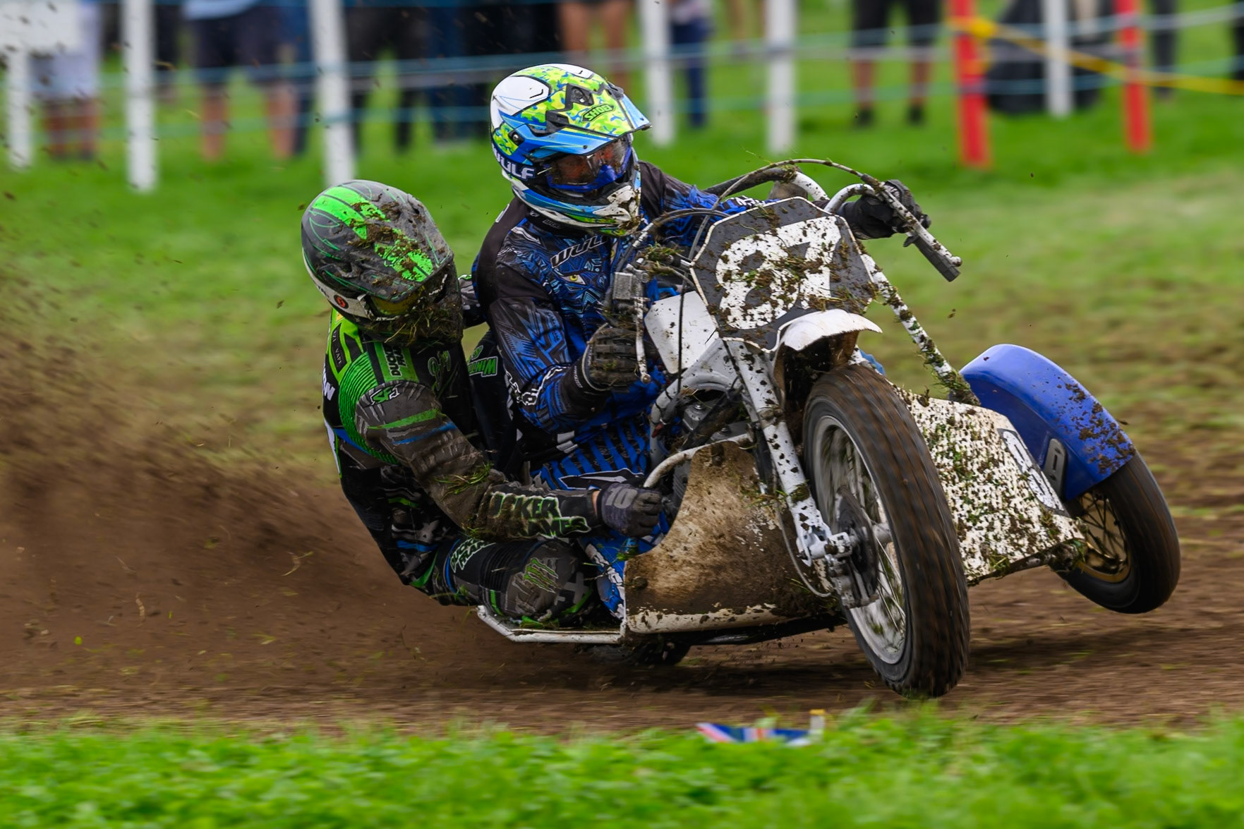 British Masters 1000cc Sidecars: Rob Bradley/Billy Winterburn (87) during the British Masters Grasstrack Championship at Lower Marsh Farm, Much Hoole, Preston in Lancashire, England on Sunday 13th September 2026. (Photo: Ian Charles | MI News)