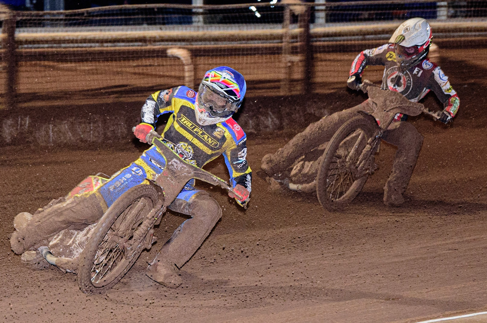 David Bellego  (Blue) leads Jaimon Lidsey  (White) during the Sheffield Tigers vs Belle Vue Aces meeting in the SGP Premiership at Owlerton Stadium, Sheffield on Thursday 23rd March 2023. (Photo: Ian Charles | MI News)
