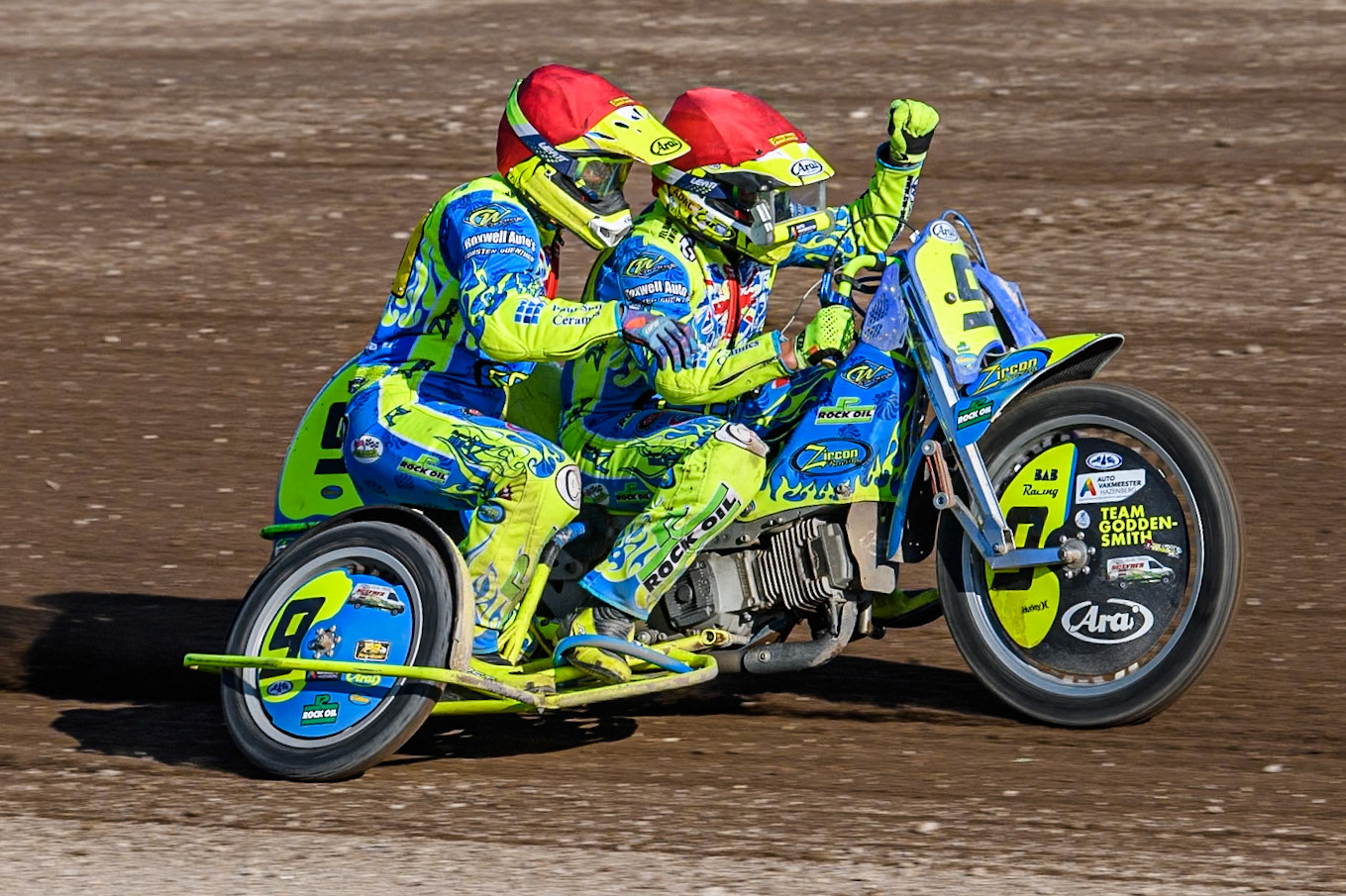 Mitch Goddard &amp; Paul Smith (9) of Great Britain celebrate their winning in the Sidecar Support Class during the FIM Long Track World Championship Final 5 at the Speed Centre Roden, Roden, Netherlands on Sunday 22nd September 2024. (Photo: Ian Charles | MI News)