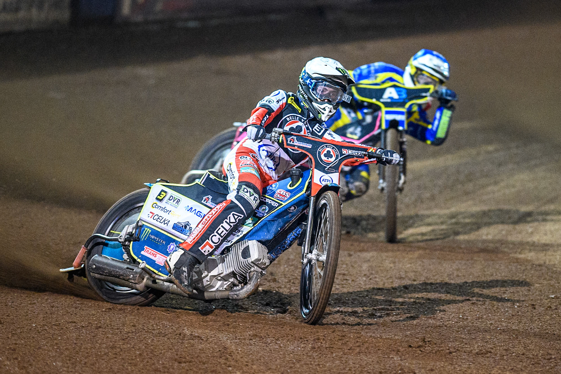 Belle Vue Aces' Jaimon Lidsey  in White leading Sheffield Tigers' Josh Pickering  in Blue during the Rowe Motor Oil Premiership Play Off Semi Final 2nd leg between Sheffield Tigers and Belle Vue Aces at Owlerton Stadium, Sheffield on Thursday 19th September 2024. (Photo: Ian Charles | MI News)