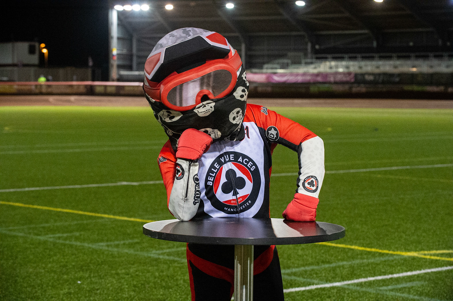 Photo: Ian CharlesBelle Vue Mascot Chase The AceBelle Vue ‘Bikerite ’Aces v ‘ATPI’ All Stars, Premiership Challenge, National Speedway Stadium, Manchester Thursday  24  September  2020