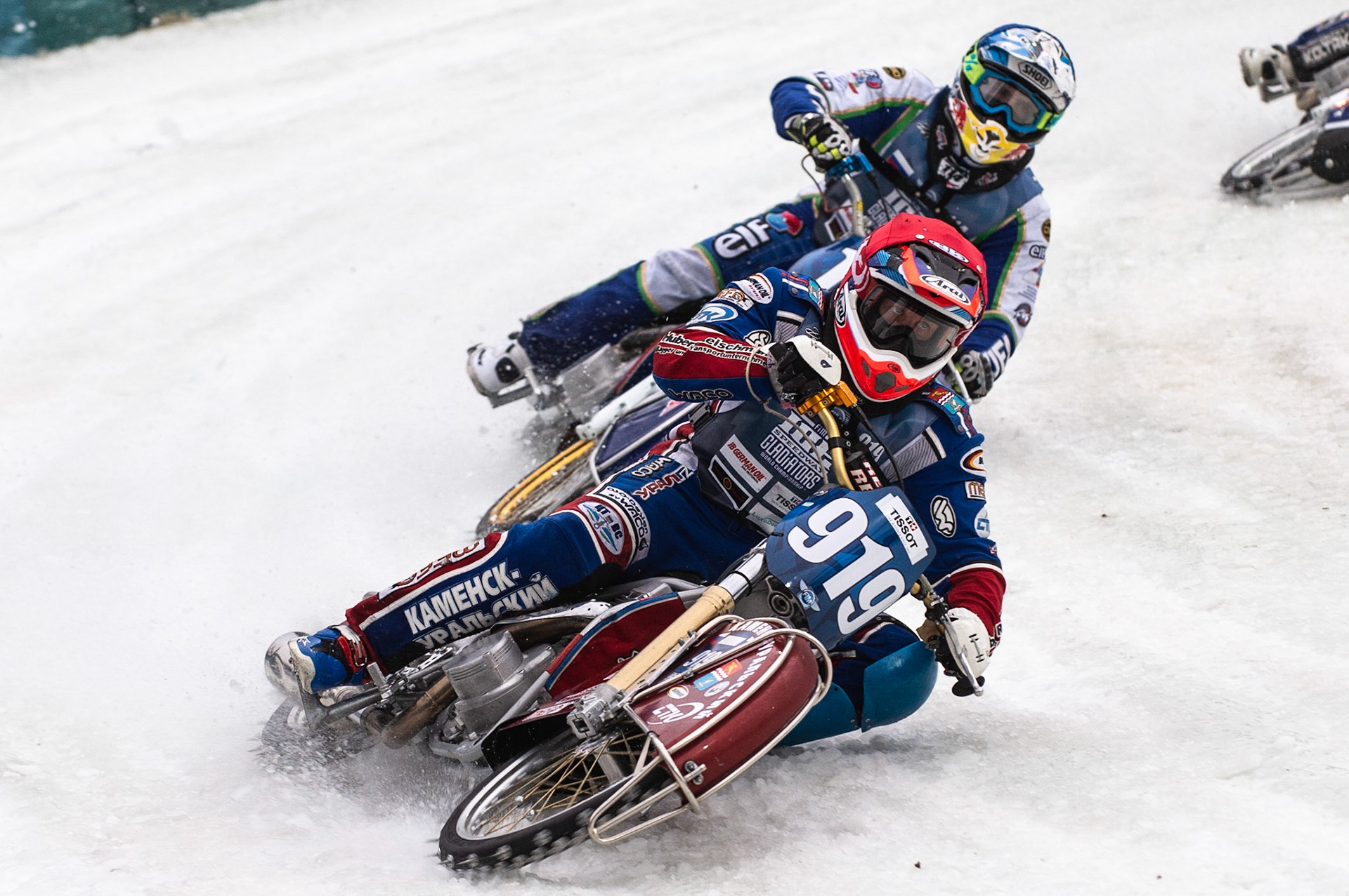 Photo: Ian Charles

Dmitri Khomitsevich (919) leads Dinar Valeev (114)

FIM Ice Speedway Gladiators World Championship, Final 3.2, Horst-Dohm Eisstadion, Berlin, Germany Sunday  3  March  2019
