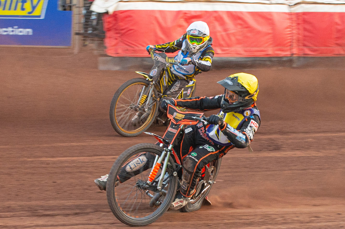 Photo by Ian Charles:

Jacob Thorssell (Yellow) inside Tero Aarnio (White)

FIM Speedway Grand Prix World Championship - Qualifying Round 1, Peugeot Ashfield Stadium, Glasgow, 8 June 2019