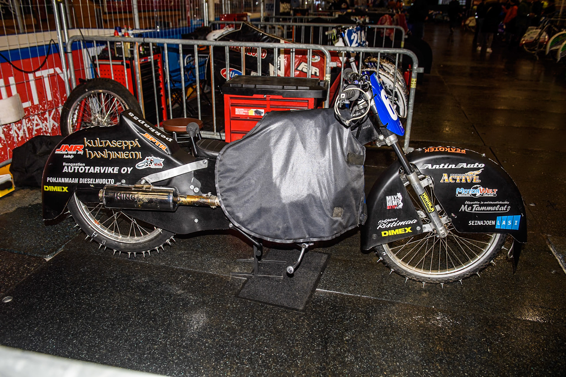 The revolutionary Ice Bike belonging to Finland's Aki Ala-Riihimäki in the pits during the Roelof Thijs Bokaal at Ice Rink Thialf, Heerenveen, The Netherlands on Friday 5th April 2024. (Photo: Ian Charles | MI News)