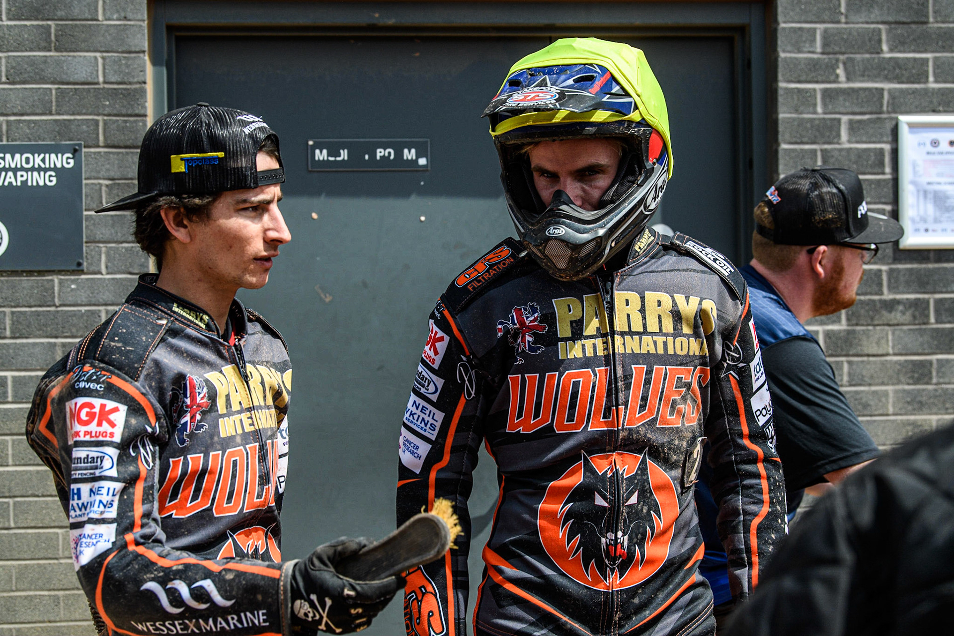 Zach Cook (left) chats with Steve Worrall during the Sports Insure Premiership match between Belle Vue Aces and Wolverhampton Wolves at the National Speedway Stadium, Manchester on Monday 29th May 2023. (Photo: Ian Charles | MI News)