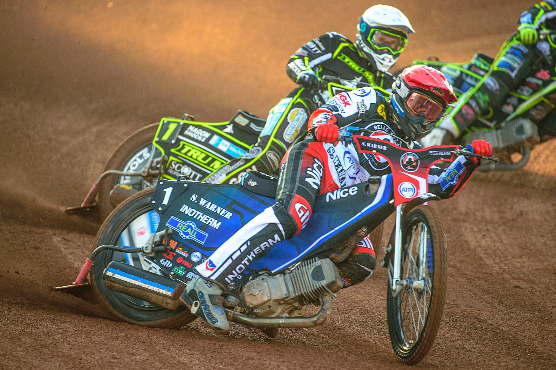 Matej Zagar  (Red) leads Jason Doyle  (White) during the SGB Premiership match between Belle Vue Aces and Ipswich Witches at the National Speedway Stadium, Manchester on Monday 8th August 2022. (Credit: Ian Charles | MI News)