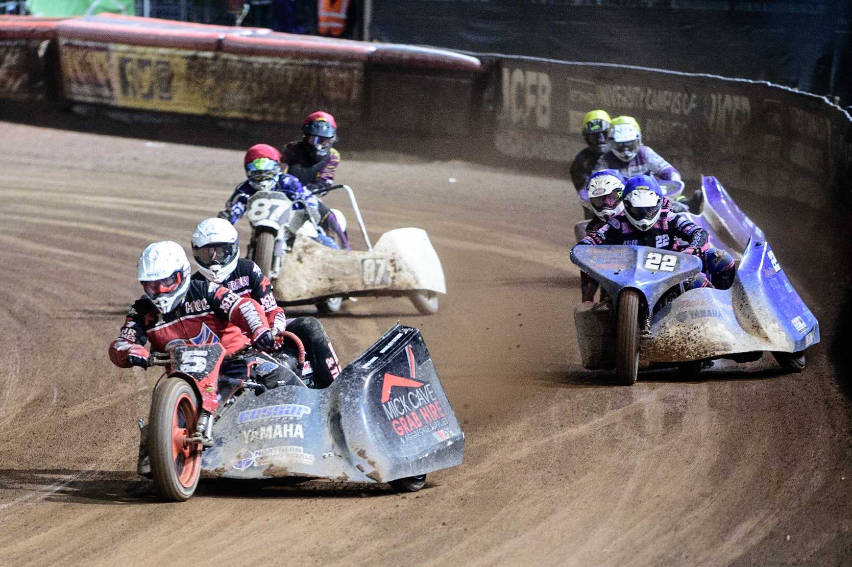 MANCHESTER, UK. OCT 30TH   Mick Cave &amp; Bradley Steer  (White) leads Will Penfold &amp; Ricky Pay  (Blue) Rob Bradley &amp; Darren Wilce  (Red) and Simon Beaney &amp; Sam Heath (Yellow) during the Manchester Masters Sidecar Speedway and Flat Track Racing at the National Speedway Stadium, Manchester on Saturday 30th October 2021. (Credit: Ian Charles | MI News)
