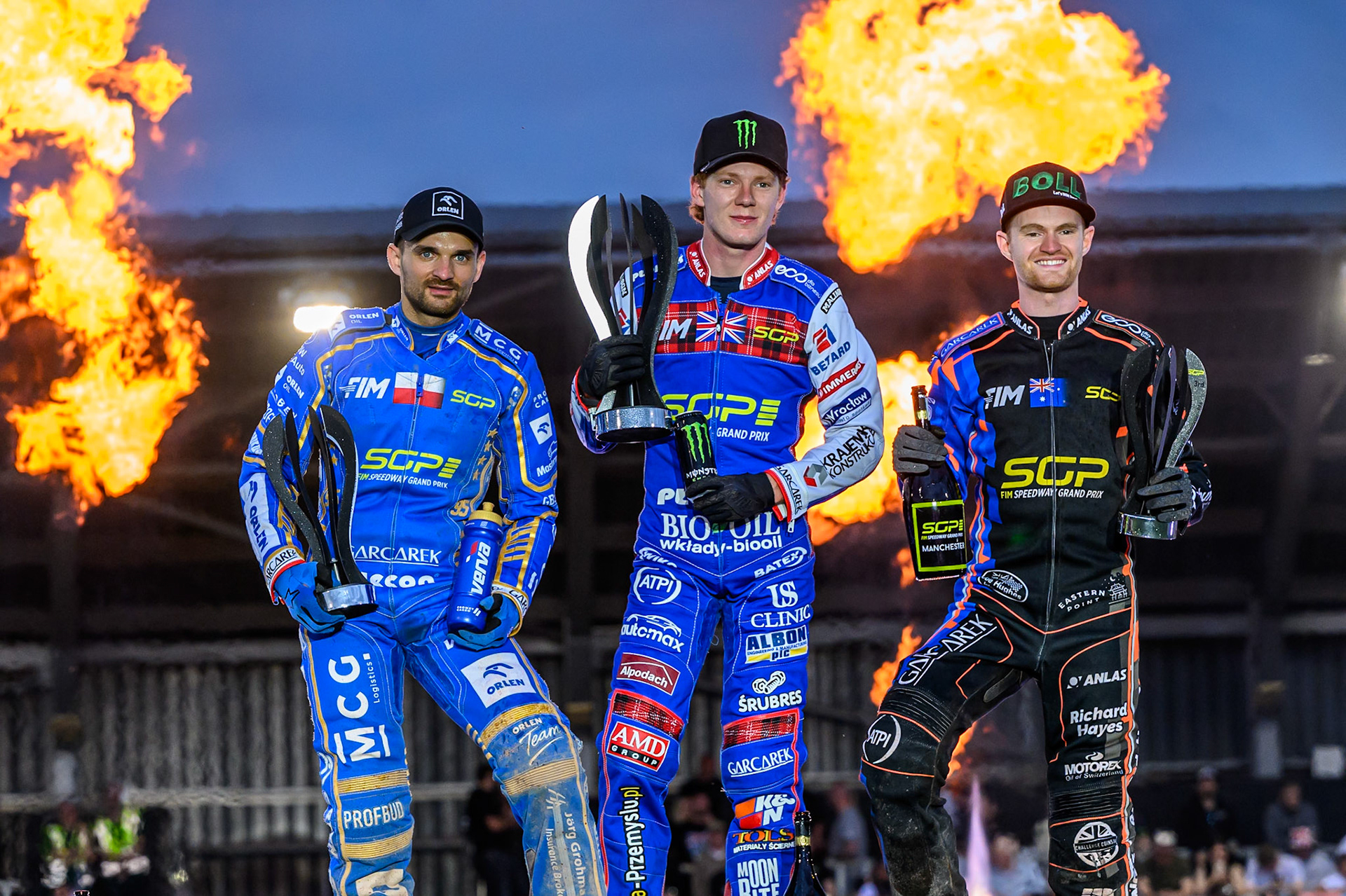 Top3: (L to R) Bartosz Zmarzlik (2nd), Dan Bewley (Winner) Brady Kurtz (3rd) during the ATPI FIM Speedway Grand Prix Round 4 at the National Speedway Stadium, Manchester, on Friday 13th June 2025. (Photo: Ian Charles | MI News)