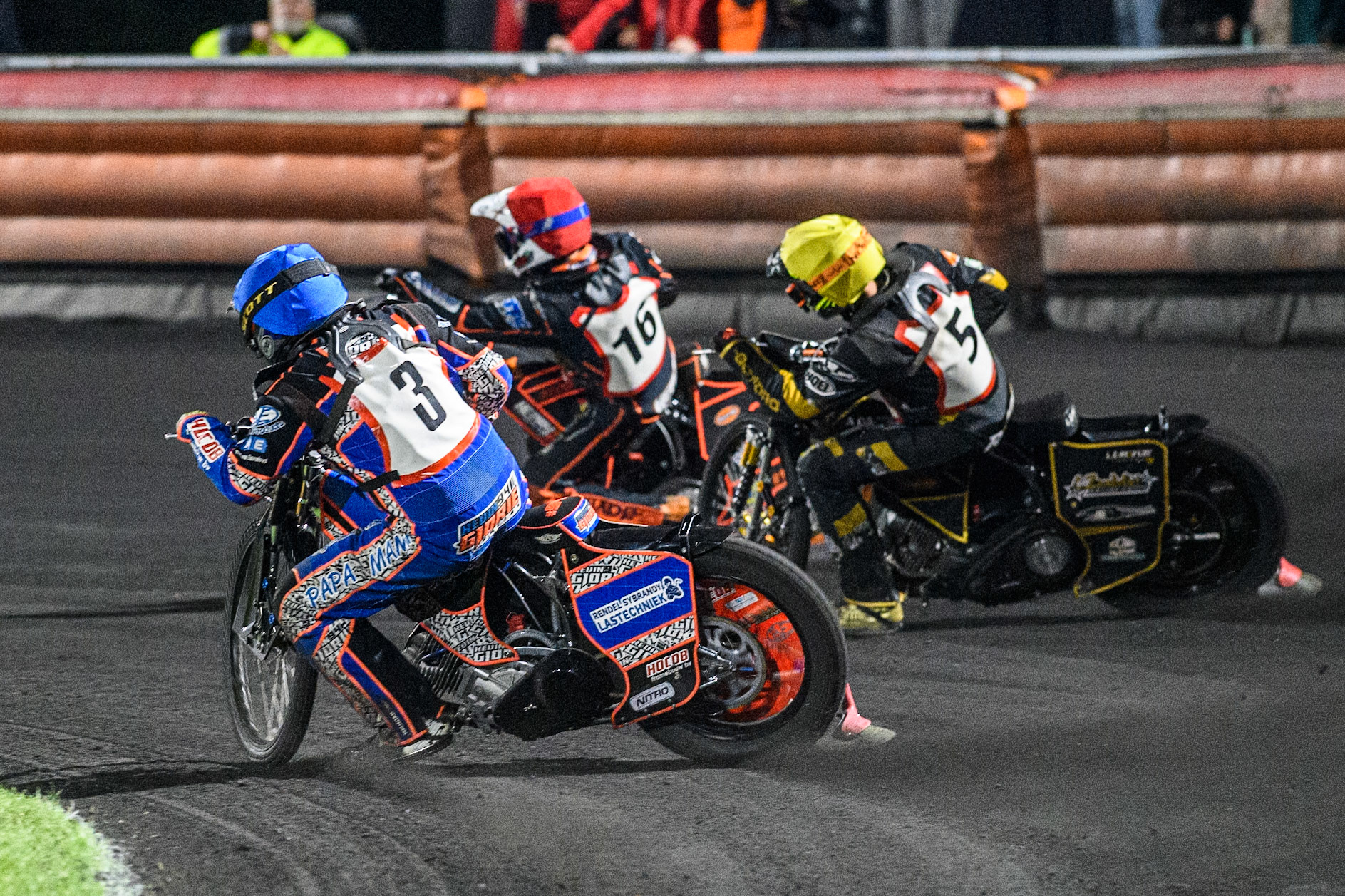 Kevin Glorie of The Netherlands rides inside Rene van Weele of The Netherlands in Yellow and Henry van der Steen of The Netherlands in Red during the Golden JOPA Helmet at Sportpark Veenoord, Veenoord, Netherlands on Saturday 21st September 2024. (Photo: Ian Charles | MI News)