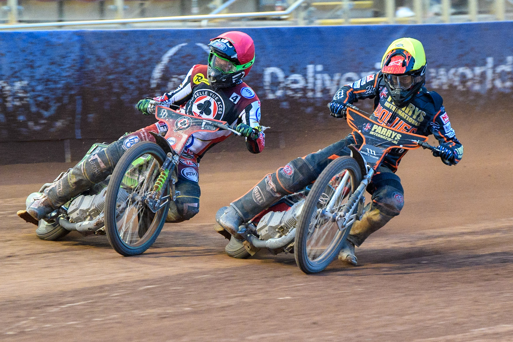 Charles Wright (Red) outside Zach Cook (Yellow) during the Sports Insure Premiership Knock Out Cup Quarter Final 2nd Leg between Belle Vue Aces and Wolverhampton Wolves at the National Speedway Stadium, Manchester on Thursday 18th May 2023. (Photo: Ian Charles | MI News)