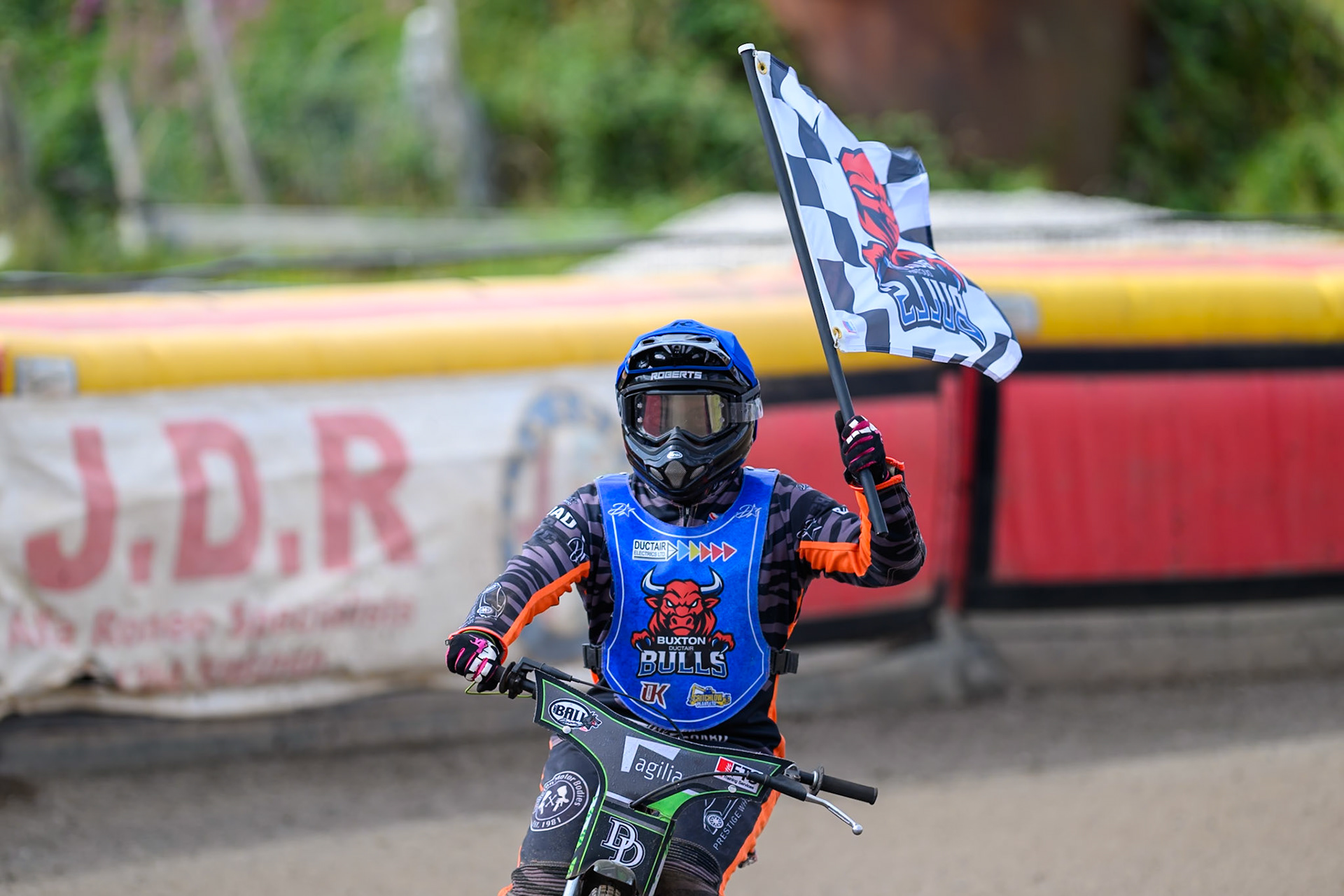 Jack Roberts of Buxton Bulls celebrates his Heat 3 win during the WSRA National Development League match between Buxton Bulls and King's Lynn Young Stars at Hi-Edge Speedway, Buxton on Sunday 9th August 2026. (Photo: Ian Charles | MI News)