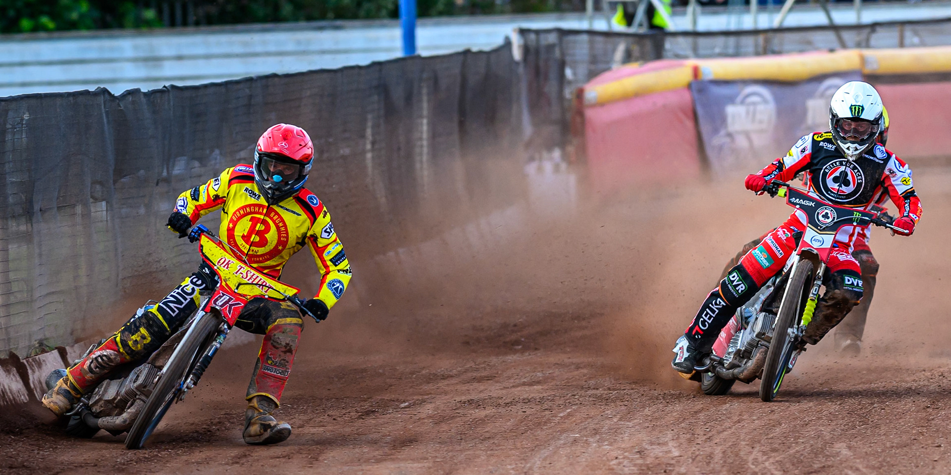 Birmingham Brummies' Matej Zagar in Red leading Belle Vue Aces' Jaimon Lidsey in White during the Rowe Motor Oil Premiership match between Birmingham Brummies and Belle Vue Aces at Perry Bar Stadium, Birmingham on Monday 2nd June 2025. (Photo: Ian Charles | MI News)
