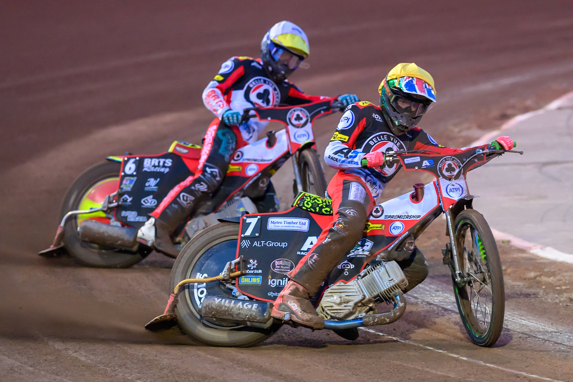 William Cairns of Belle Vue Aces  in Yellow leading Tate Zischke of Belle Vue Aces in White during the Knockout Cup Northern Section match between Sheffield Tigers and Belle Vue Aces at Owlerton Stadium, Sheffield on Thursday 2nd April 2026. (Photo: Ian Charles | MI News)