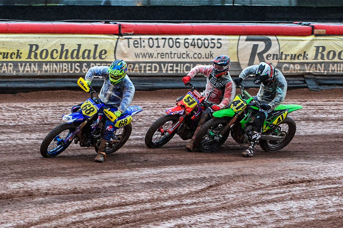 Eric Reverté (68) from Spain leads Florian Eder (51) from Austria and Sébastien Jeanpierre (41) from France during the FIM World Flat Track Championship Round 1 at the National Speedway Stadium, Manchester on Saturday 5th August 2023. (Photo: Ian Charles | MI News)