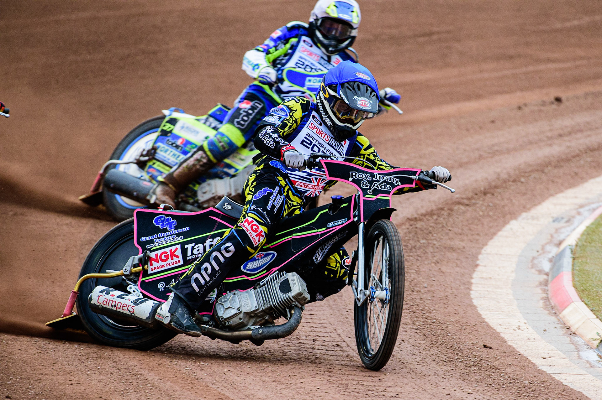 Leon Flint  (Blue) leads Chris Harris  (White) during the Sports Insure British Speedway Championship Final at the National Speedway Stadium, Bellevue, Manchester, England on Monday 1st August 2022. (Photo by: Ian Charles | MI News)