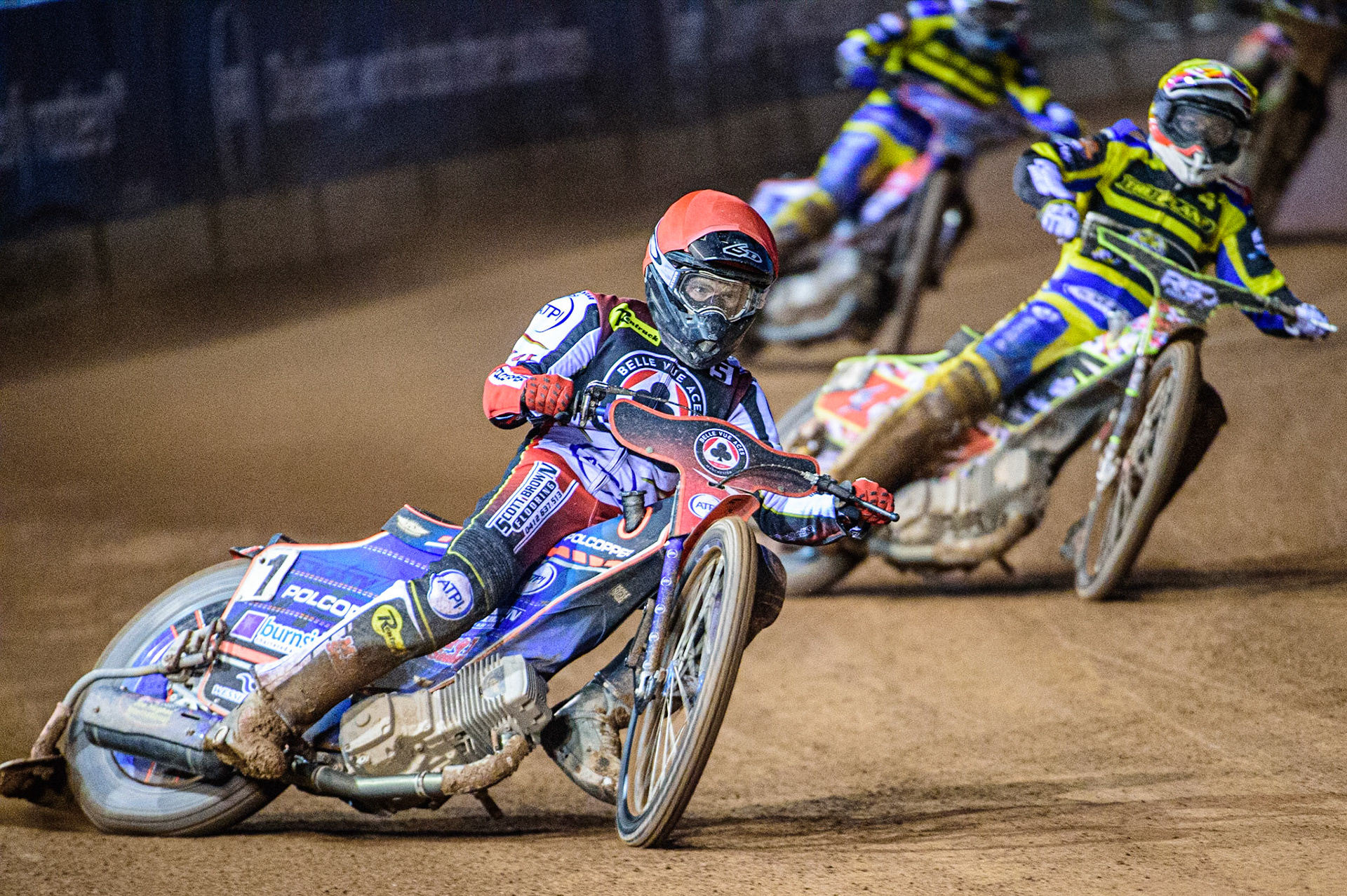 Brady Kurtz  (Red) leads Adam Ellis  (White) during the SGB Premiership match between Belle Vue Aces and Sheffield Tigers at the National Speedway Stadium, Manchester on Monday 27th March 2023. (Photo: Ian Charles | MI News)