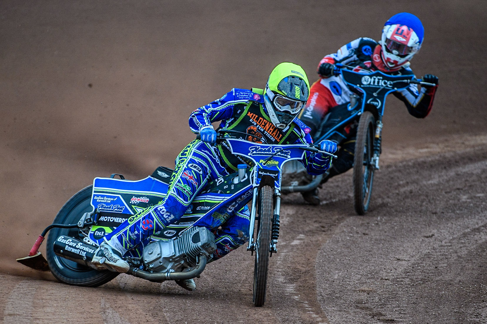 Arran Butcher (Yellow) leads Freddy Hodder (Blue) during the National Development League match between Belle Vue Colts and Mildenhall Fens Tigers at the National Speedway Stadium, Manchester on Friday 26th May 2023. (Photo: Ian Charles | MI News)