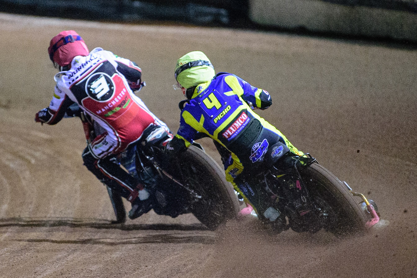 MANCHESTER, UK. OCT 7TH  Josh Pickering   (Yellow) chases Steve Worrall   (Red) during the SGB Premiership Play off Semi-Final Second Leg between Belle Vue Aces and Sheffield Tigers at the National Speedway Stadium, Manchester on Thursday 7th October 2021. (Credit: Ian Charles | MI News)