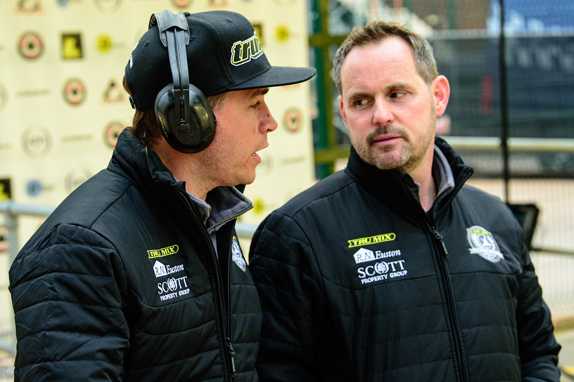 MANCHESTER, UK. JUN 6TH  Ipswich TruMix Witches  manager Richie Hawkins  (left) with Ipswich Promoter John Louis during the SGB Premiership match between Belle Vue Aces and Ipswich Witches at the National Speedway Stadium, Manchester on Monday 6th June 2022. (Credit: Ian Charles | MI News)
