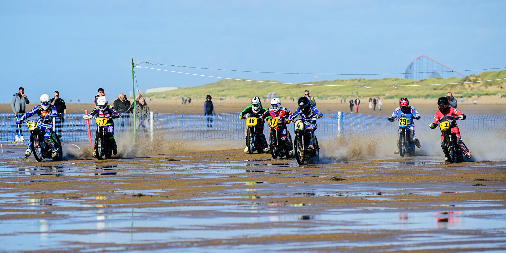 The Solo class start during the Fylde ACU British Sand Racing Masters Championship on  Sunday 2nd October 2022. (Credit: Ian Charles | MI News)