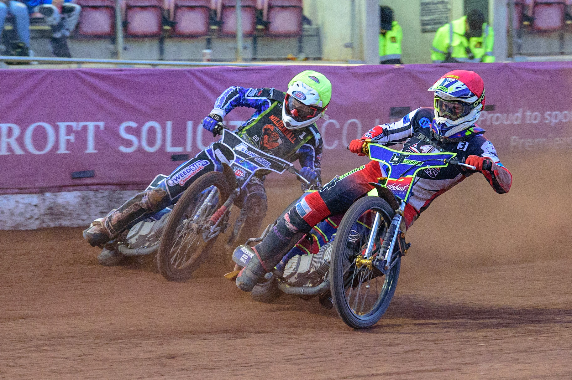 Nathan Ablitt   (Red) holds off Greg Blair  (Yellow) during the National Development League match between Belle Vue Colts and Mildenhall Fens Tigers at the National Speedway Stadium, Manchester on Friday 15th July 2022. (Credit: Ian Charles | MI News)