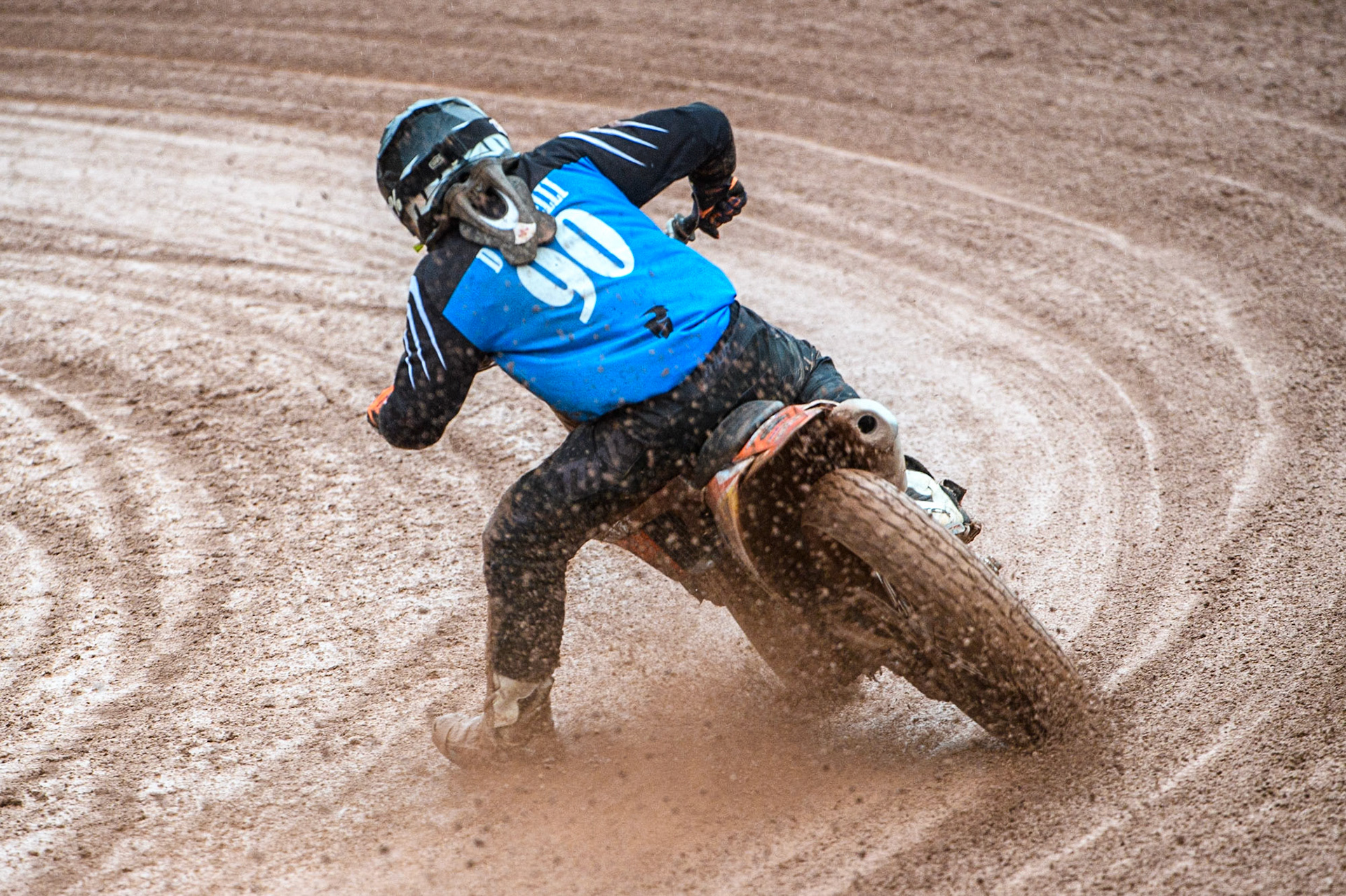 Daniele Tonelli (90) from Italy in action  during the FIM World Flat Track Championship Round 1 at the National Speedway Stadium, Manchester on Saturday 5th August 2023. (Photo: Ian Charles | MI News)