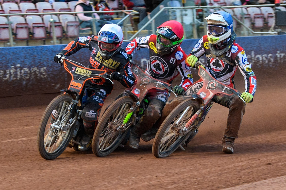 Steve Worrall (White), Charles Wright (Red) and Jake Mulford (Blue) hit the same point on the track during the Sports Insure Premiership Knock Out Cup Quarter Final 2nd Leg between Belle Vue Aces and Wolverhampton Wolves at the National Speedway Stadium, Manchester on Thursday 18th May 2023. (Photo: Ian Charles | MI News)