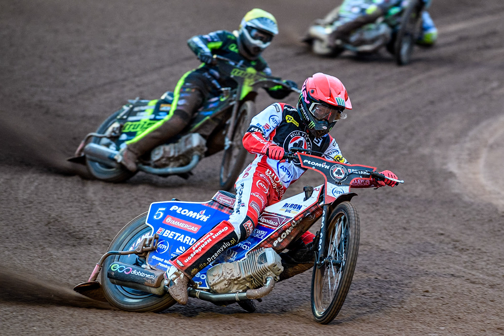 Belle Vue Aces' Dan Bewley in Red leading Ipswich Witches' Dan Thompson in Yellow during the Rowe Motor Oil Premiership match between Belle Vue Aces and Ipswich Witches at the National Speedway Stadium, Manchester on Monday 22nd April 2024. (Photo: Ian Charles | MI News)