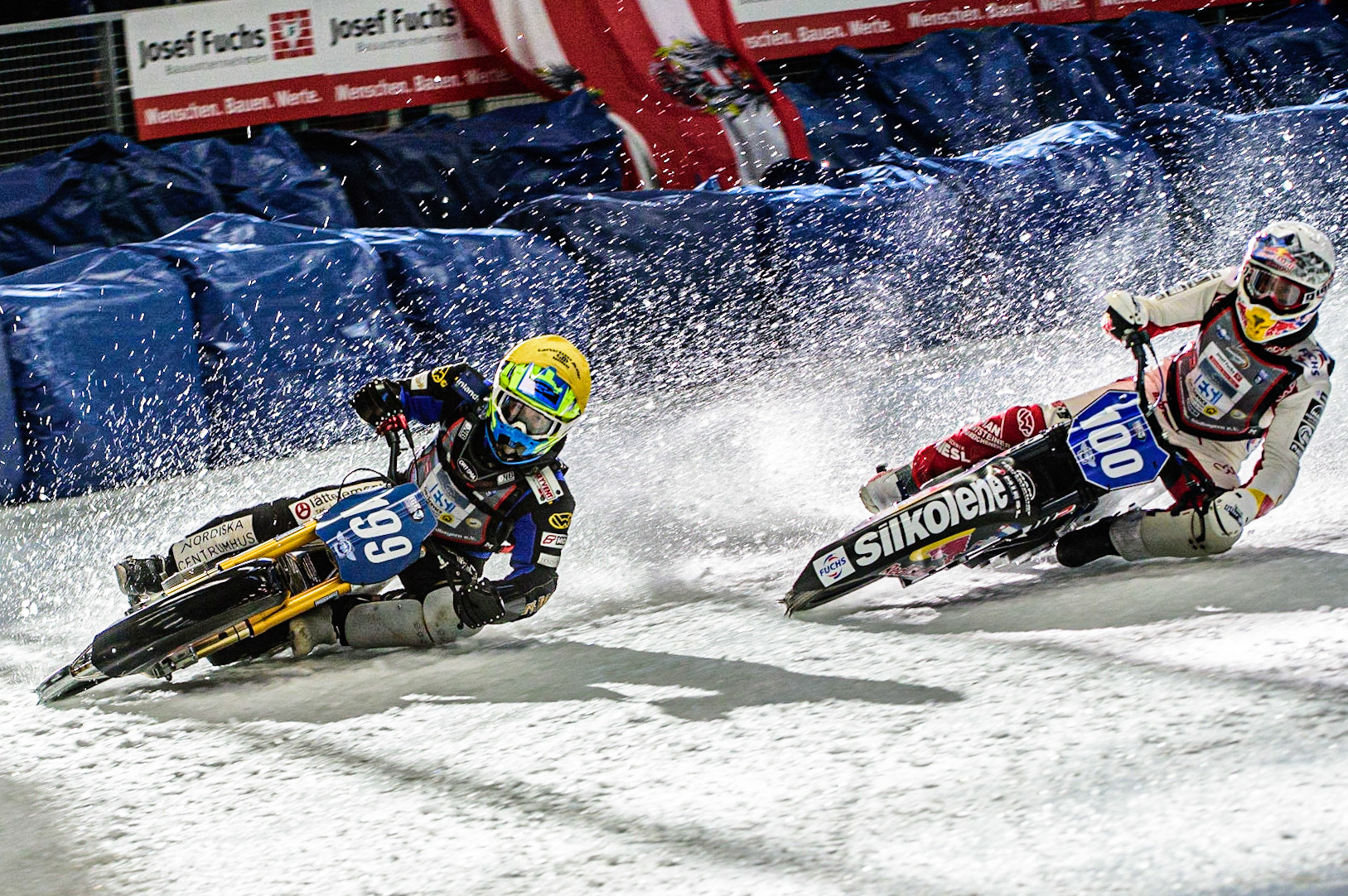 Martin Haarahiltunen (199) (Yellow) leads Franz Zorn (100)(White) during the Ice Speedway Gladiators World Championship Final 1 at Max-Aicher-Arena, Inzell, Germany on Saturday 18th March 2023. (Photo: Ian Charles | MI News)