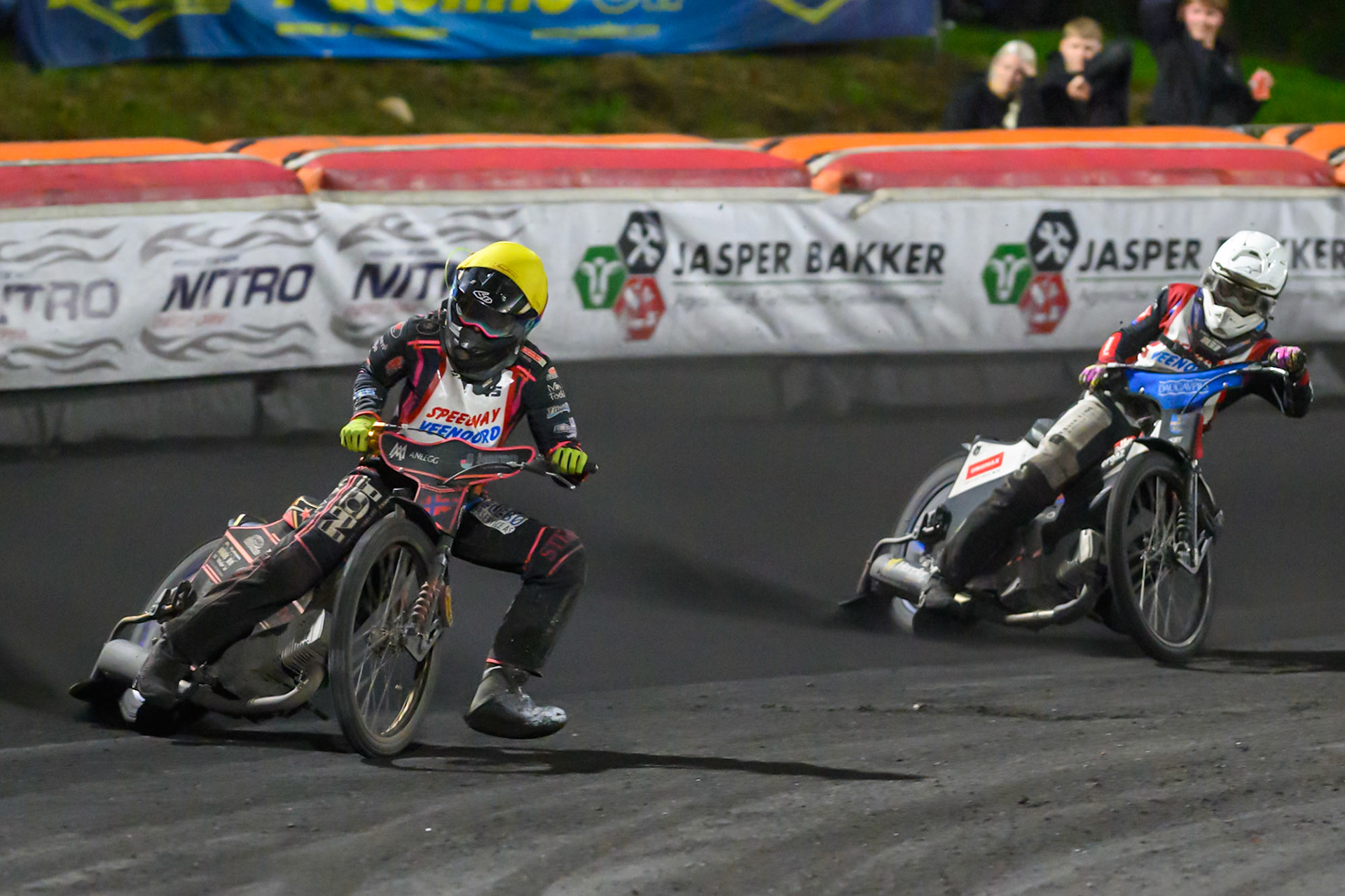 Semi Final 1: Glenn Moi of Norway in Yellow leading Cristian Zubillaga of Argentina in White during the Gouden KENNY Helm at Speedway Veenoord, Veenoord in the Netherlands on Saturday 19th September 2026. (Photo: Ian Charles | MI News)