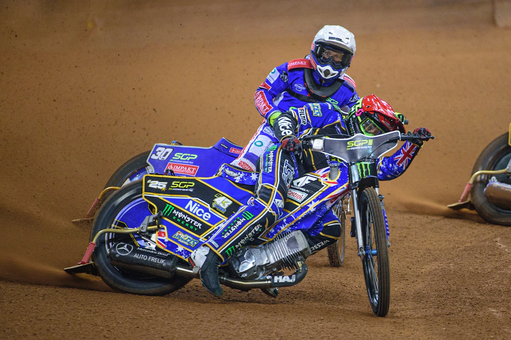 Jack Holder (25) (Red) leads Leon Madsen (30) (White) during the FIM  Speedway Grand Prix of Great Britain at the Principality Stadium, Cardiff on Saturday 13th August 2022. (Credit: Ian Charles | MI News