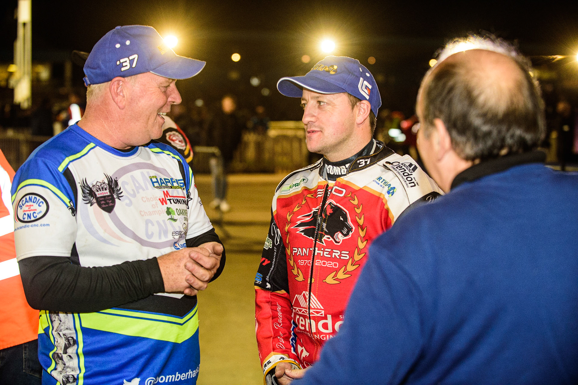 PETERBOROUGH, UK. OCT 14TH Chris Harris (centre) with his team during the SGB Premiership Grand Final 2nd leg between Peterborough and Belle Vue Aces at East of England Showground, Peterborough on Thursday 14th October 2021. (Credit: Ian Charles | MI News)