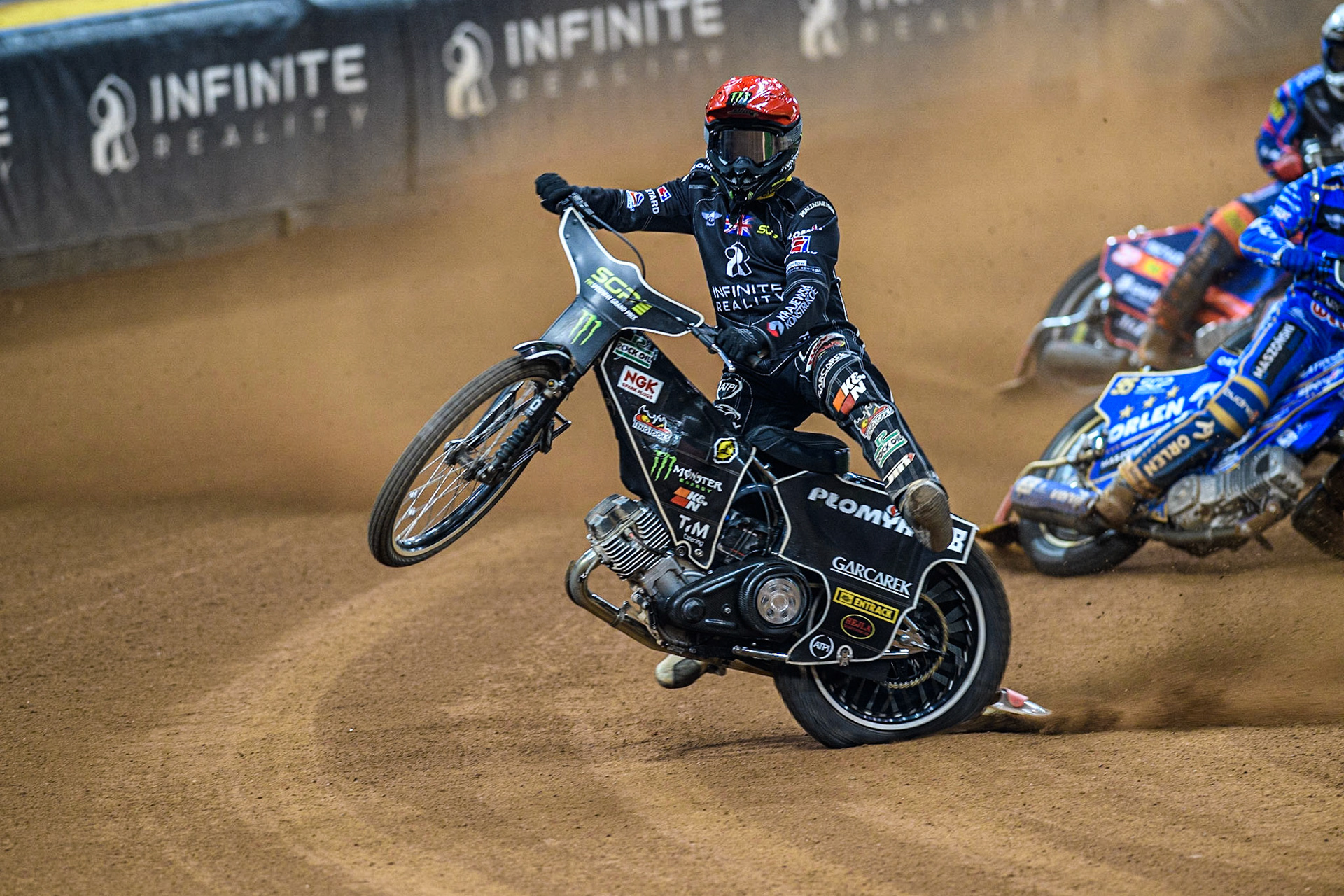 Tai Woffinden (108) (Red) picks up some drive and crashes whilst leading Heat 16 during the FIM Speedway Grand Prix of Great Britain at the Principality Stadium, Cardiff on Saturday 2nd September 2023. (Photo: Ian Charles | MI News)
